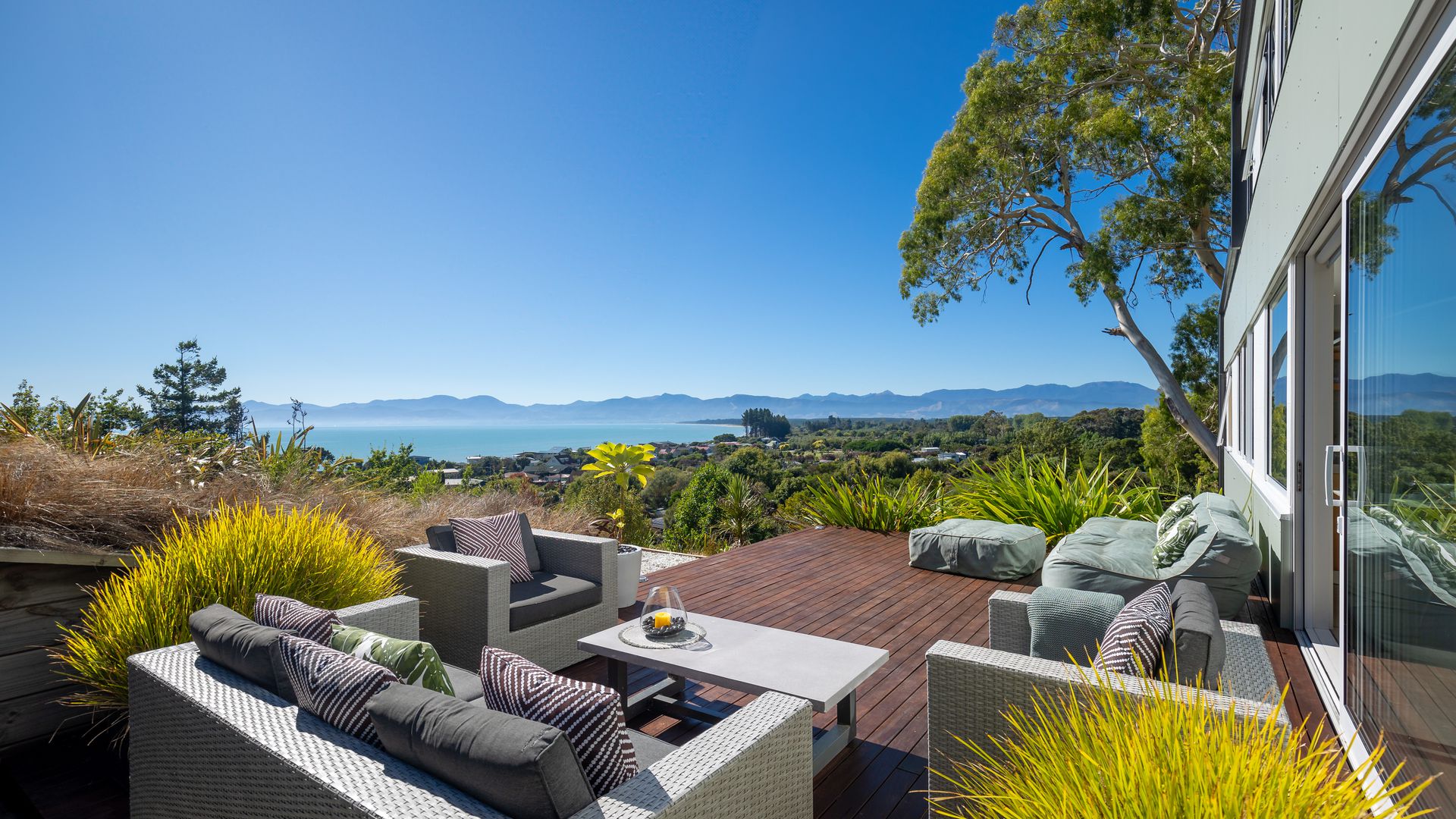 Effortless Coastal Living